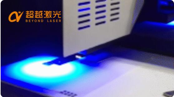 FPC紫外激光切割機，打造5G產品制造專業(yè)利器